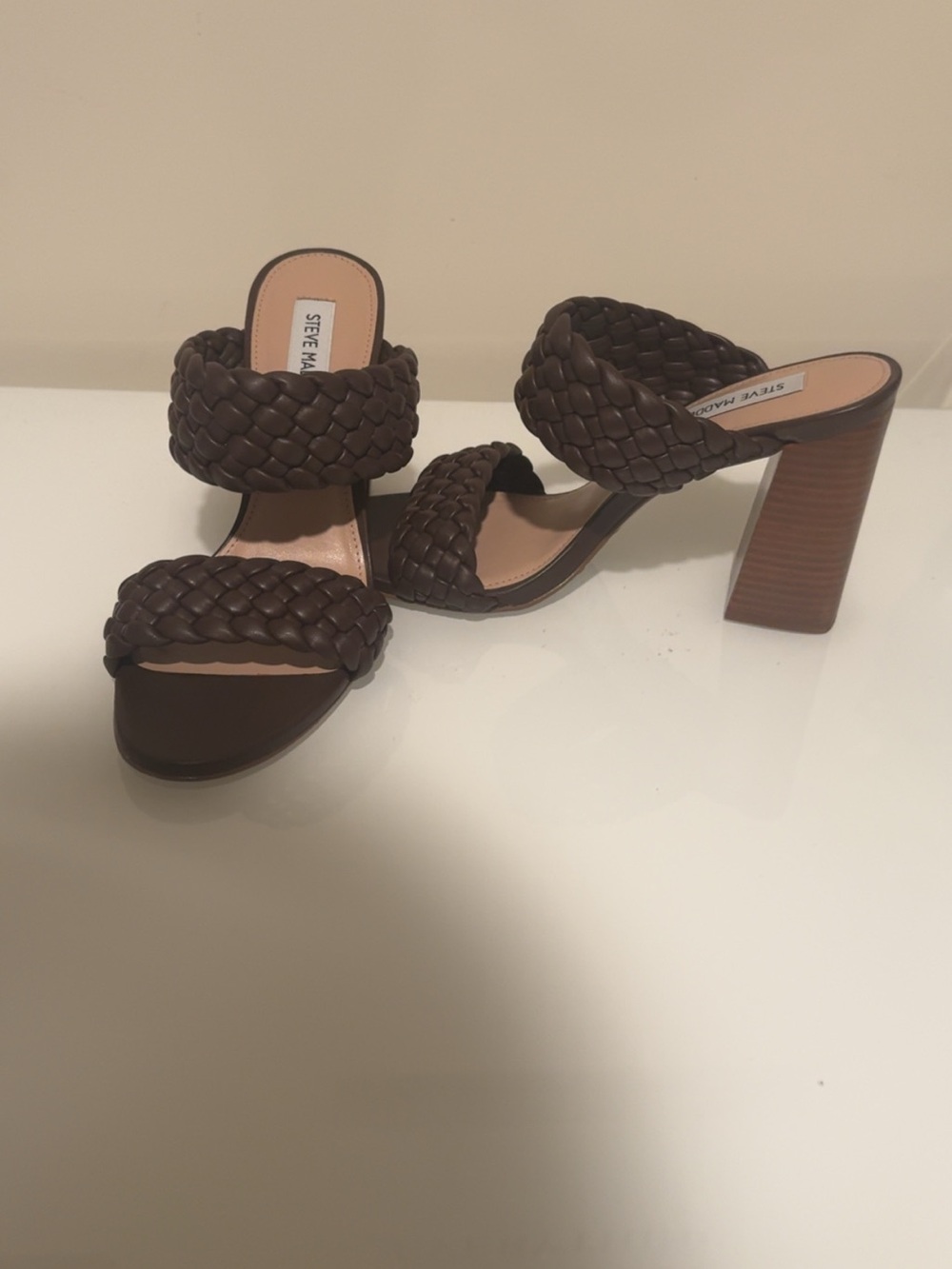 Brand New! Never worn! Size 9! Steve Madden Brown Braided Block Heel Sandals.